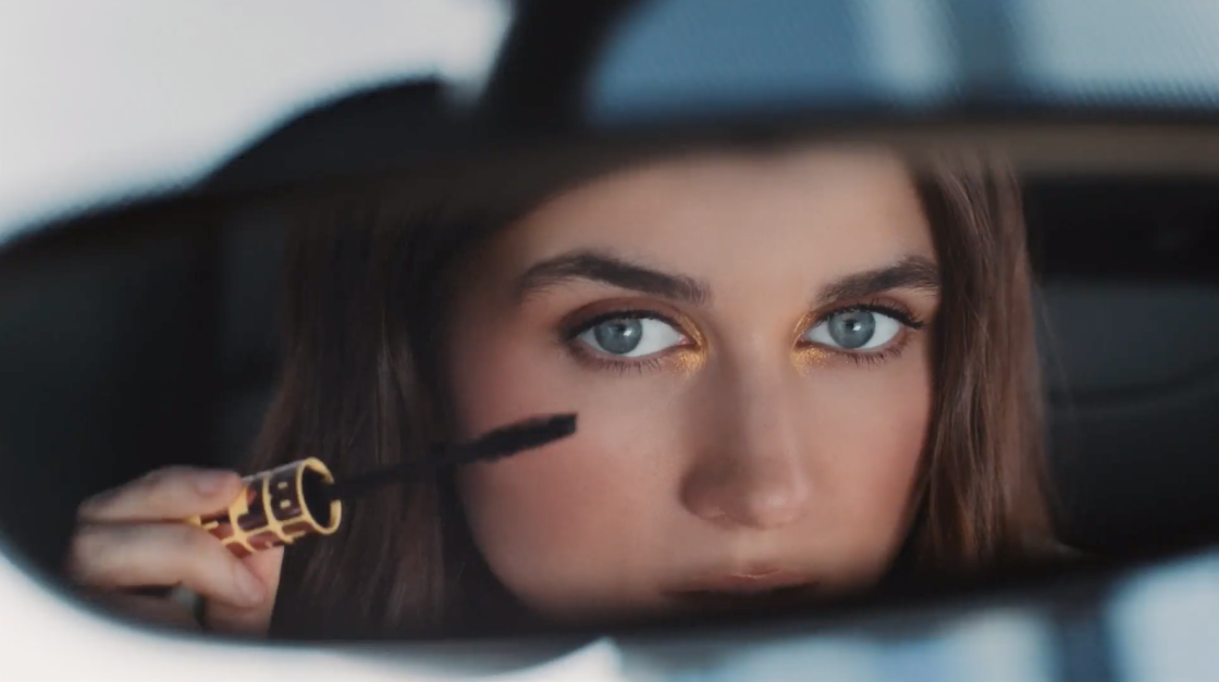 Фото: DRAMA QUEEN створила гібридну кампанію для Maybelline — з Jerry Heil, баблами й міськими wow-інсталяціями