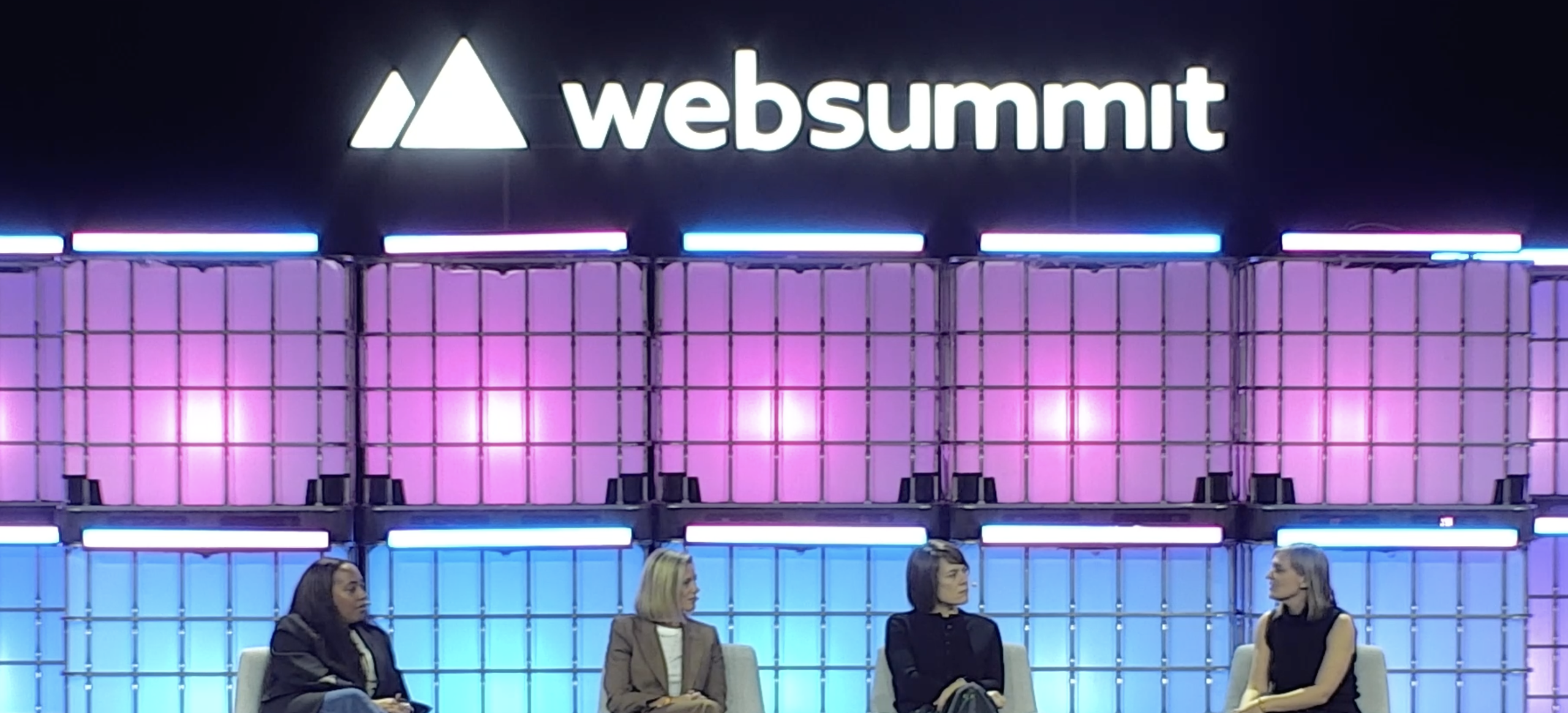 Про що говорили на Web Summit 2025 — основні теми та тренди ШІ