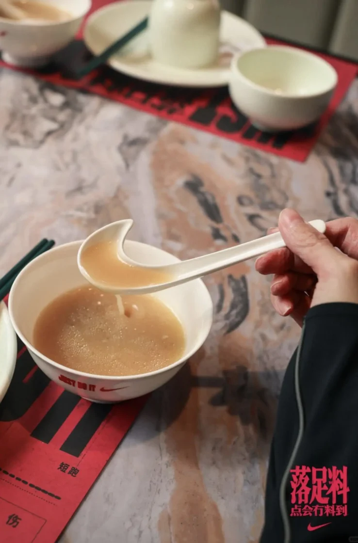 Фото: Nike відкрила супову для бігунів у Гуанчжоу: локальна активація з кантонськими рецептами