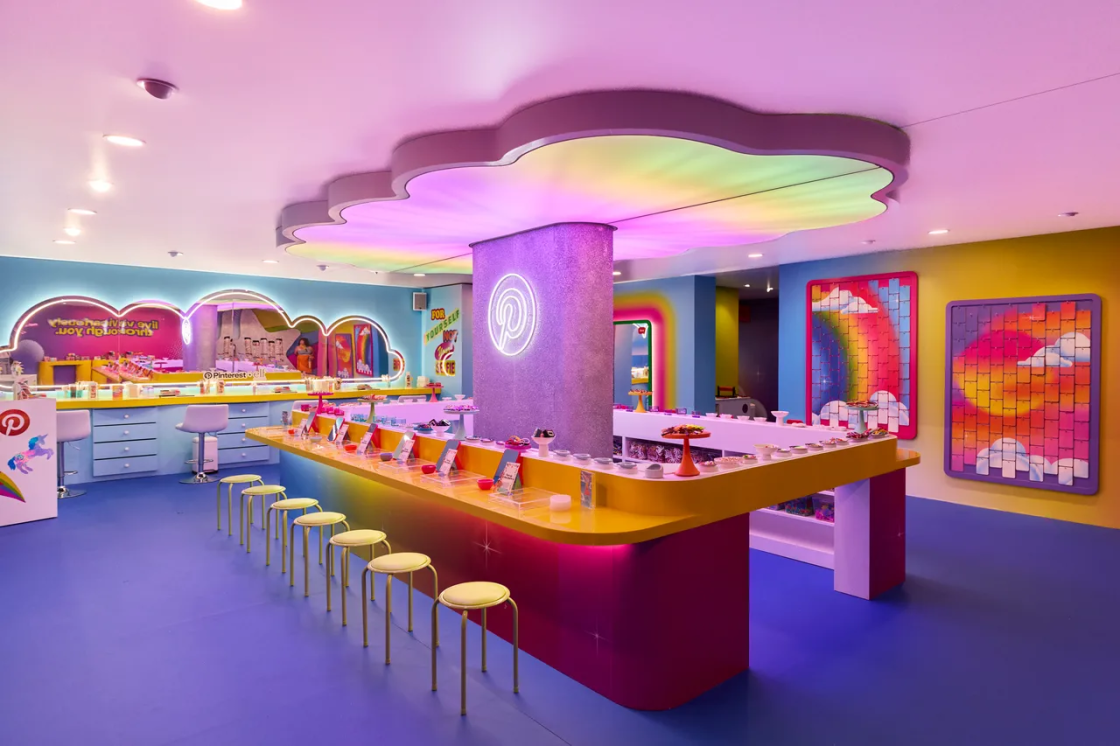 Коачелла 2026 очима маркетолога: попапи та найкращі активності, які робили бренди