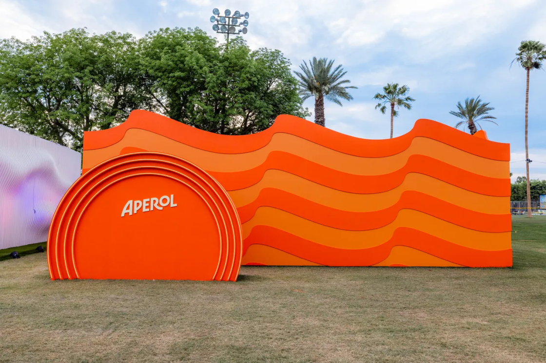 Коачелла 2026 очима маркетолога: попапи та найкращі активності, які робили бренди