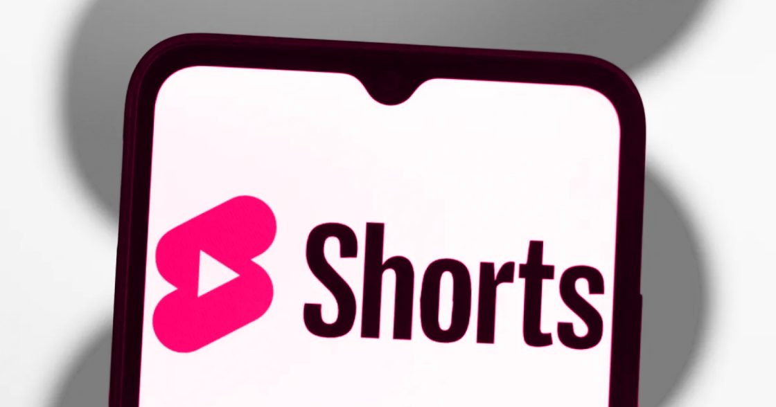 YouTube Shorts отримав прискорення 2×, новий режим перегляду та оновлені реакції